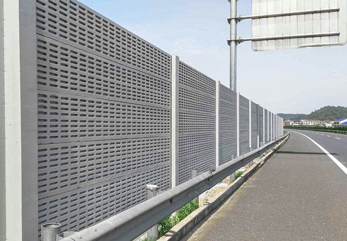 Concrete-Noise-Barrier.jpg Concrete-Noise-Barrier.jpg