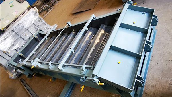 Horizontal-Single-Chamber-Moulds.jpg