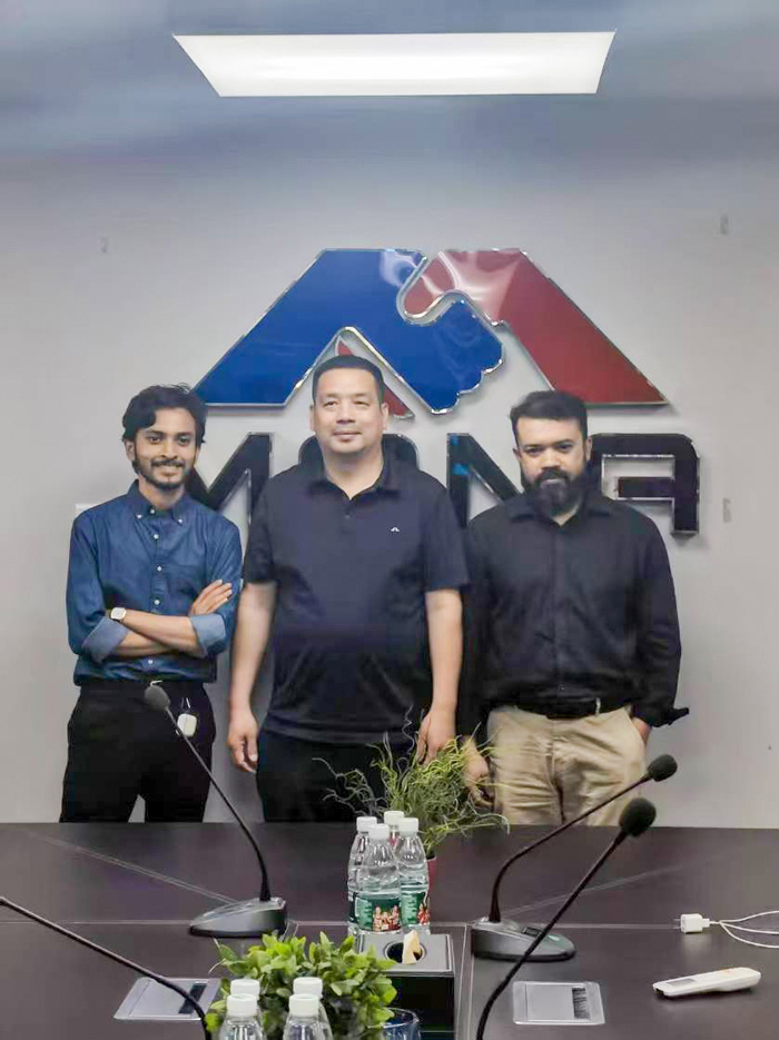 Xu Lei with MD. Nazmul Hossain.jpg