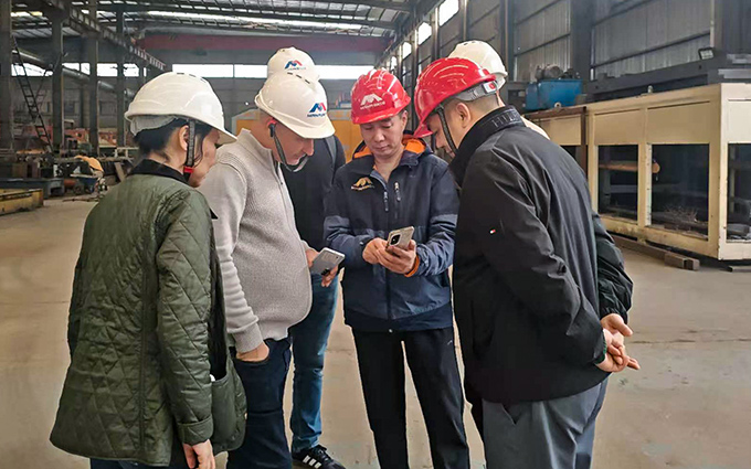 mana-precast-factory-tour-argentina-visitors.jpg mana-precast-factory-tour-argentina-visitors.jpg